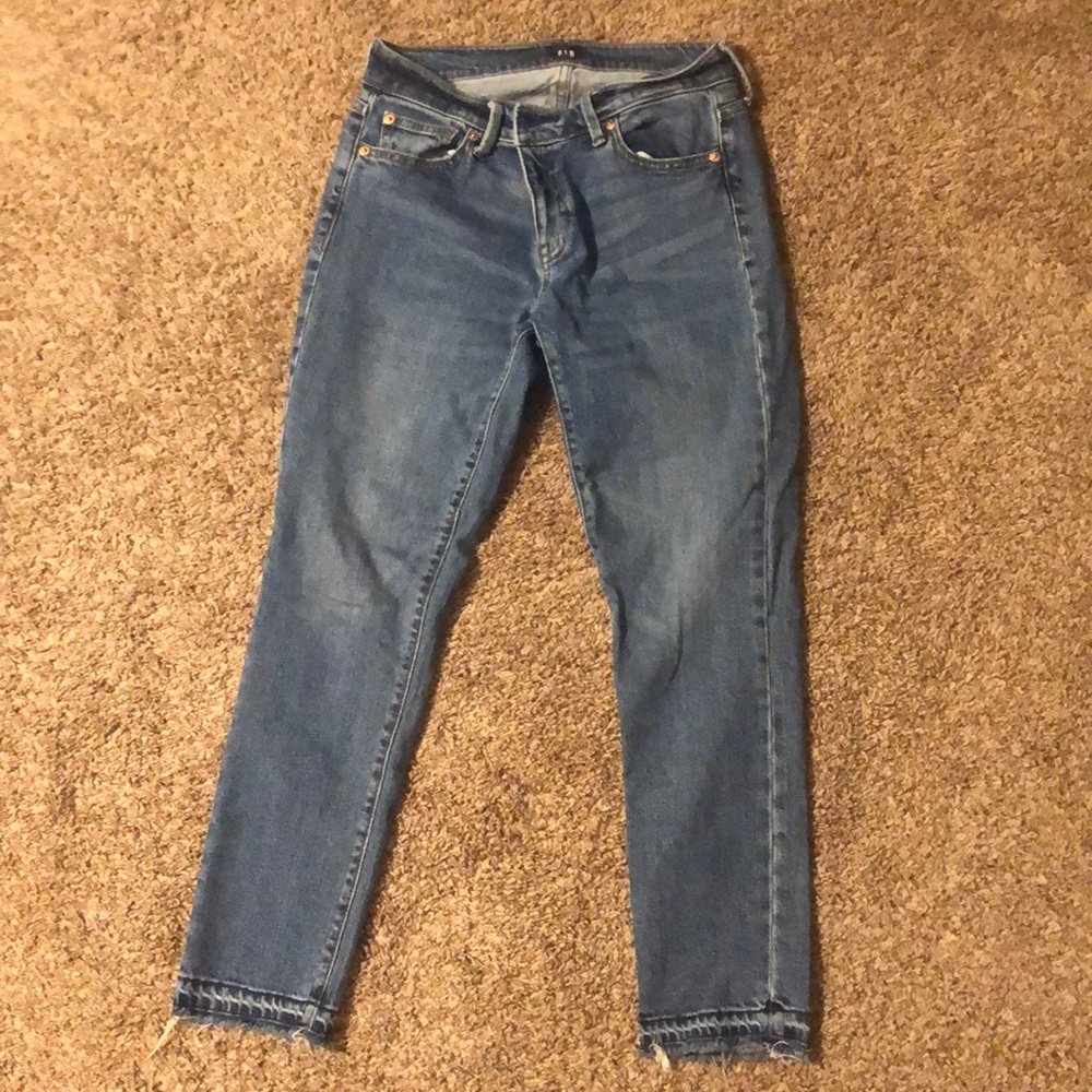 Gap Jeans with Raw Hem Size 25